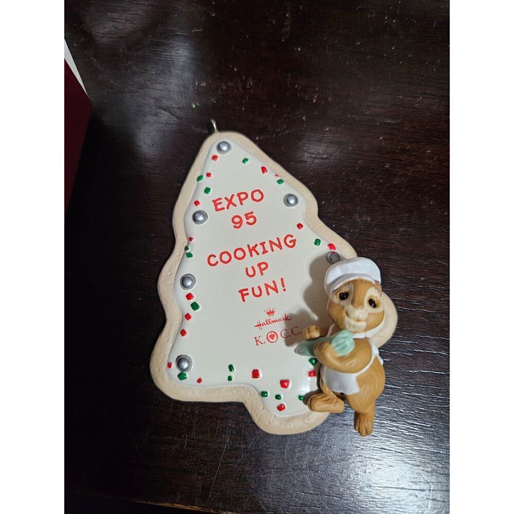 Hallmark Keepsake Expo 1995 Cooking Up Fun Cookie Ornament